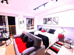 Smart Urban Deluxe Studio Varanda - The MOB ONE PINHEIROS - Black Edition - By LuXXoR